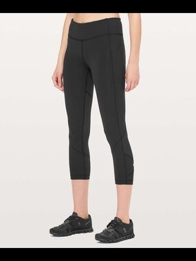 Lululemon Pace Rival Crop *Full-On Luxtreme 22" Black